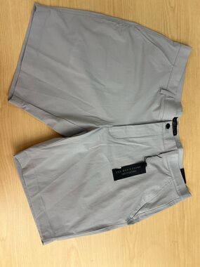 The Men's Store Light Gray Flat Front Shorts